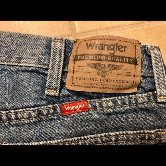 Wrangler Denim Men’s Shorts - Picture 4 of 9